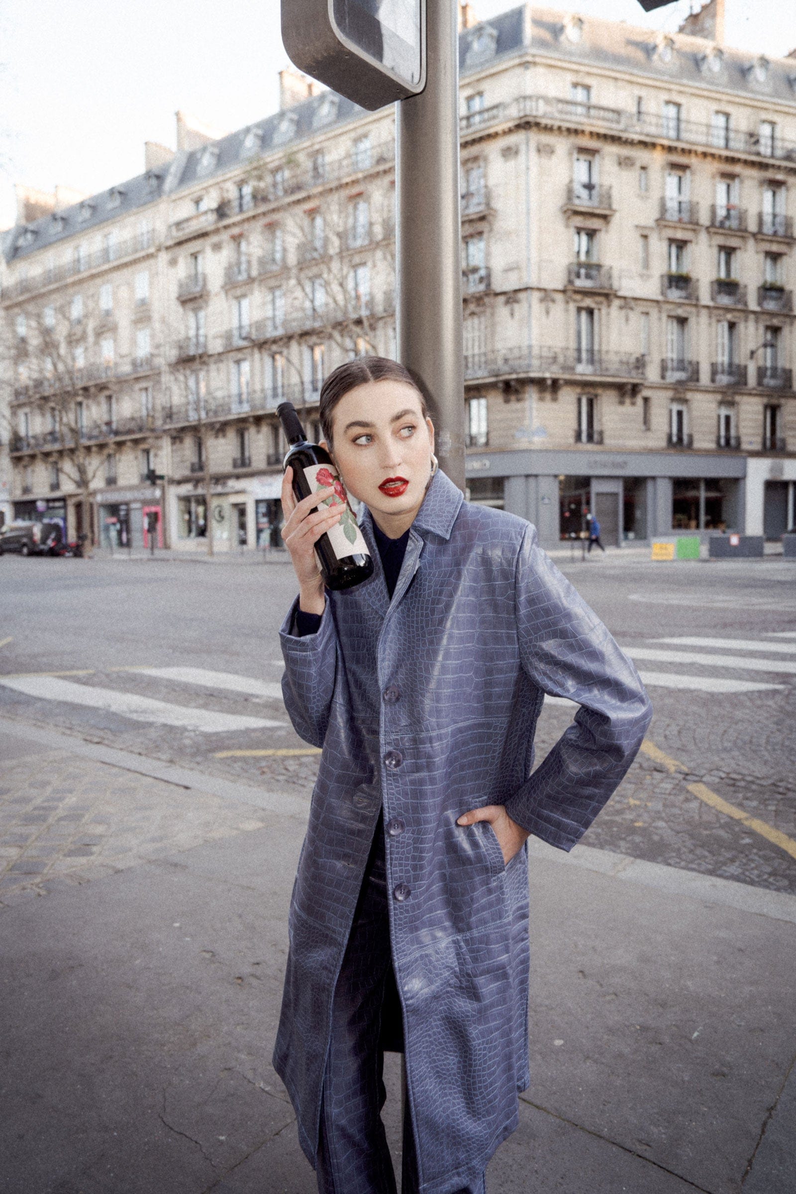 mavesque-model-frau-elegant-paris-weingläser-haut-medoc-2017-sombre-mavesque